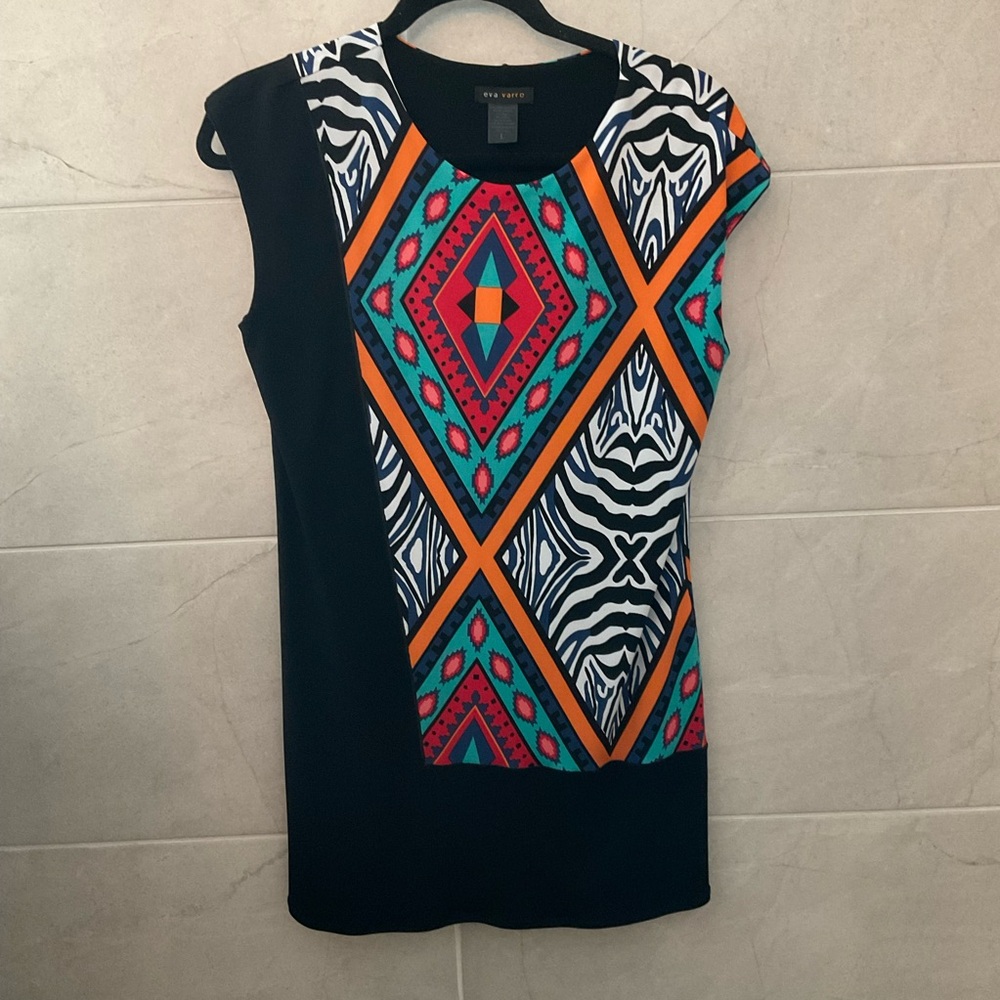 Eva Varro Top